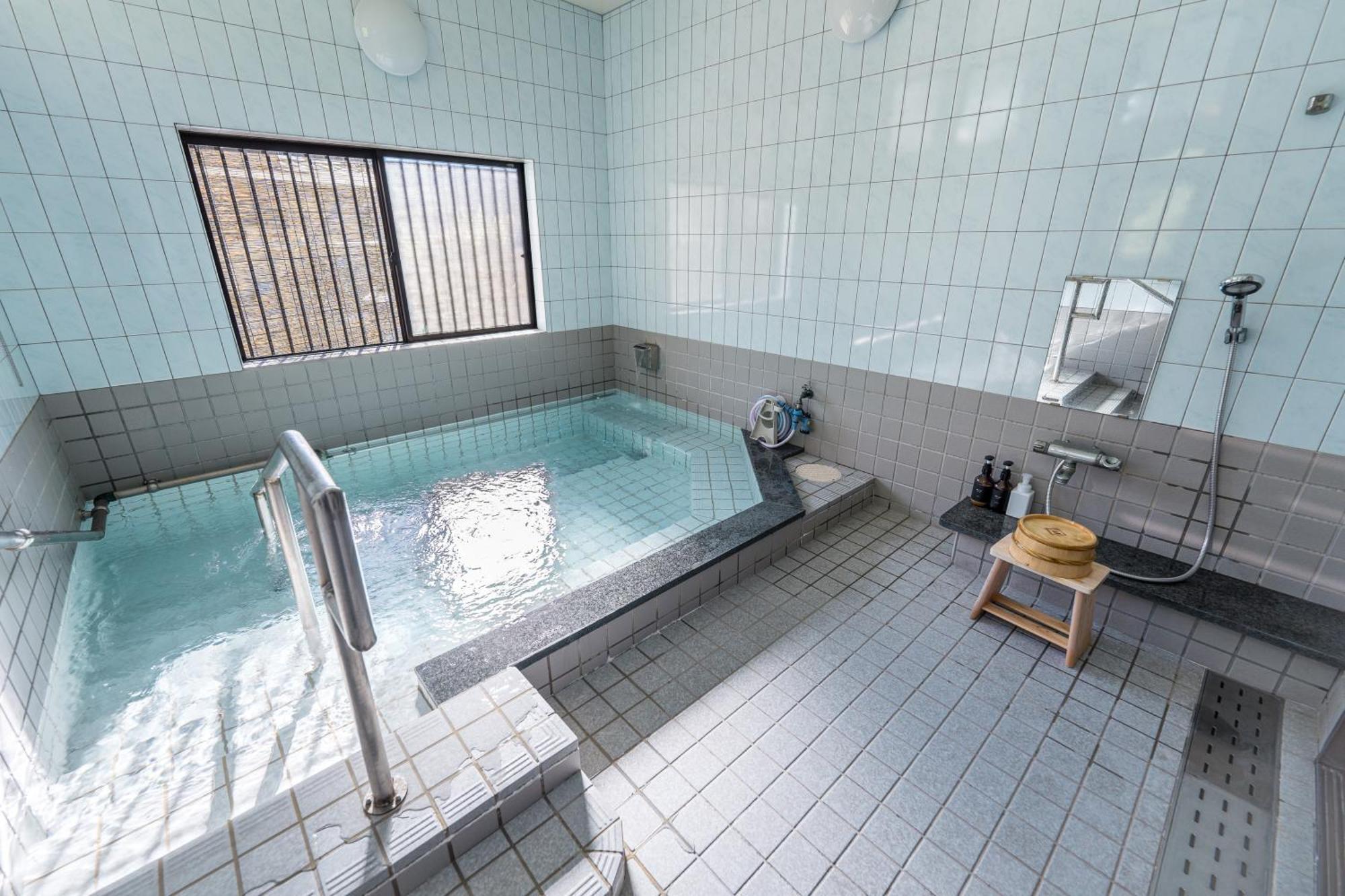 Appartement 那智温泉 南の湯 - Onsen House Nachi à Nachikatsuura Extérieur photo